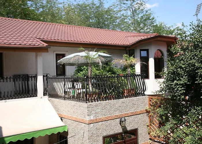 City Garden Rooms And Apartments