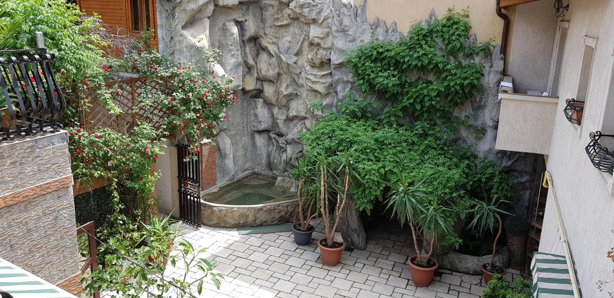 Bed & Breakfast Garden And