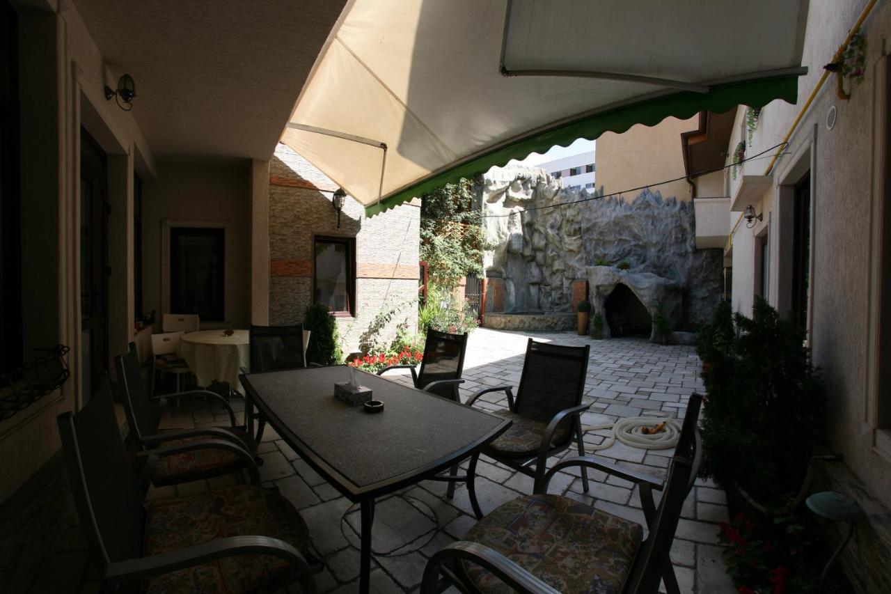 Bed & Breakfast Garden And 3*
